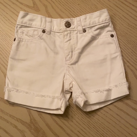 Gymboree size 3 halter tank top with jean shorts. - Picture 4 of 7